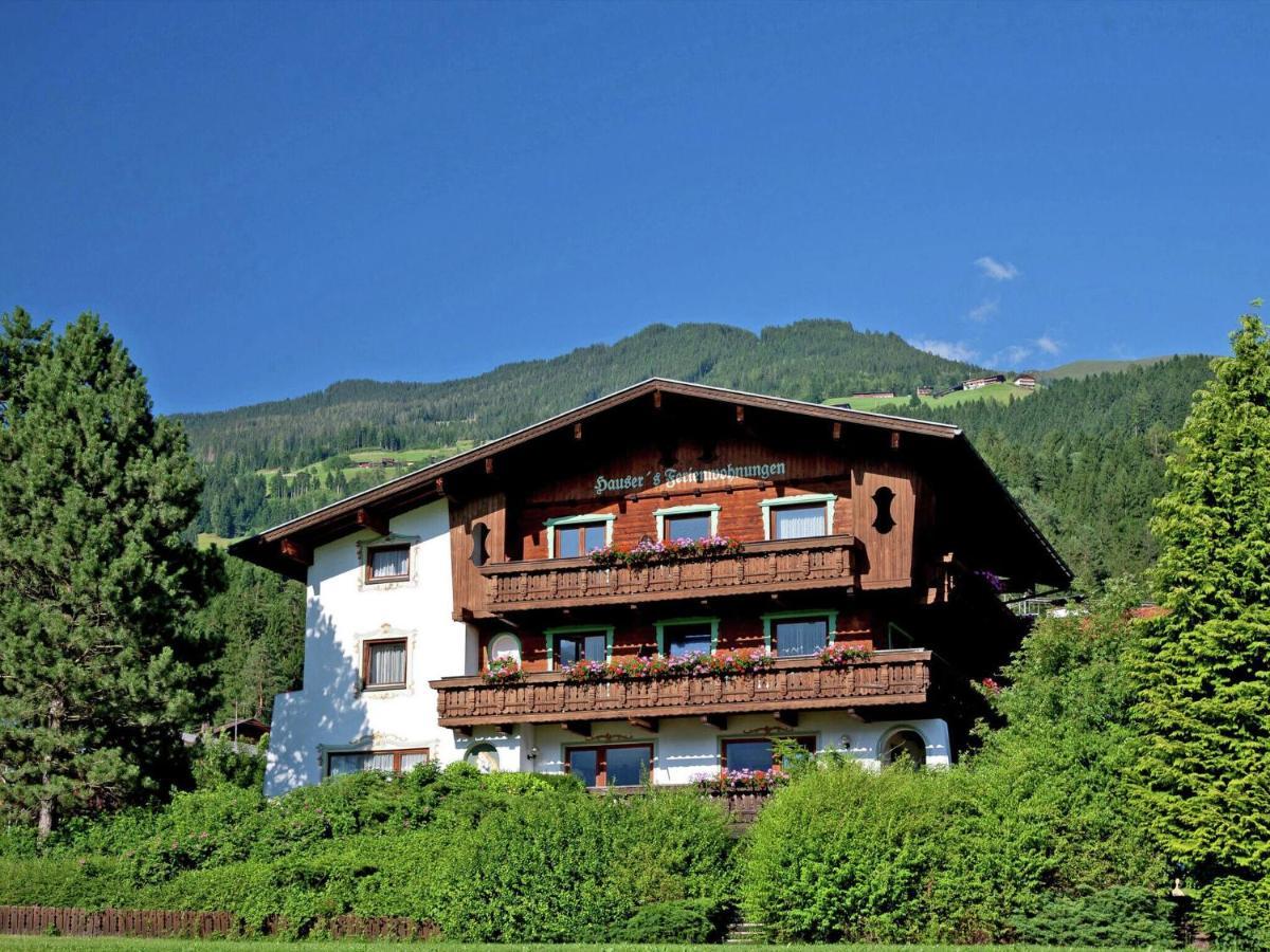 Apartment In Hart Im Zillertal With Garden Balcony Parking Fuegen Exterior photo